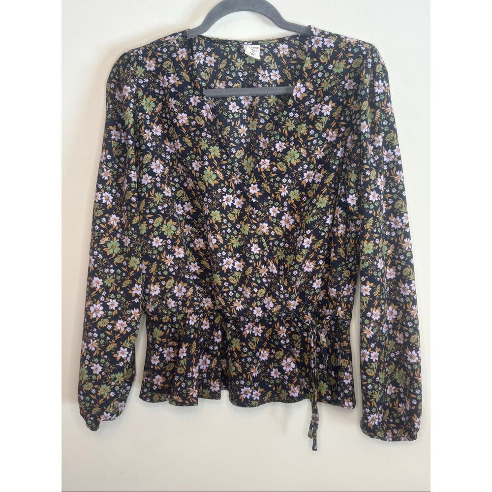 Melrose and Market EUC navy blue/green wrap style blouse Size M